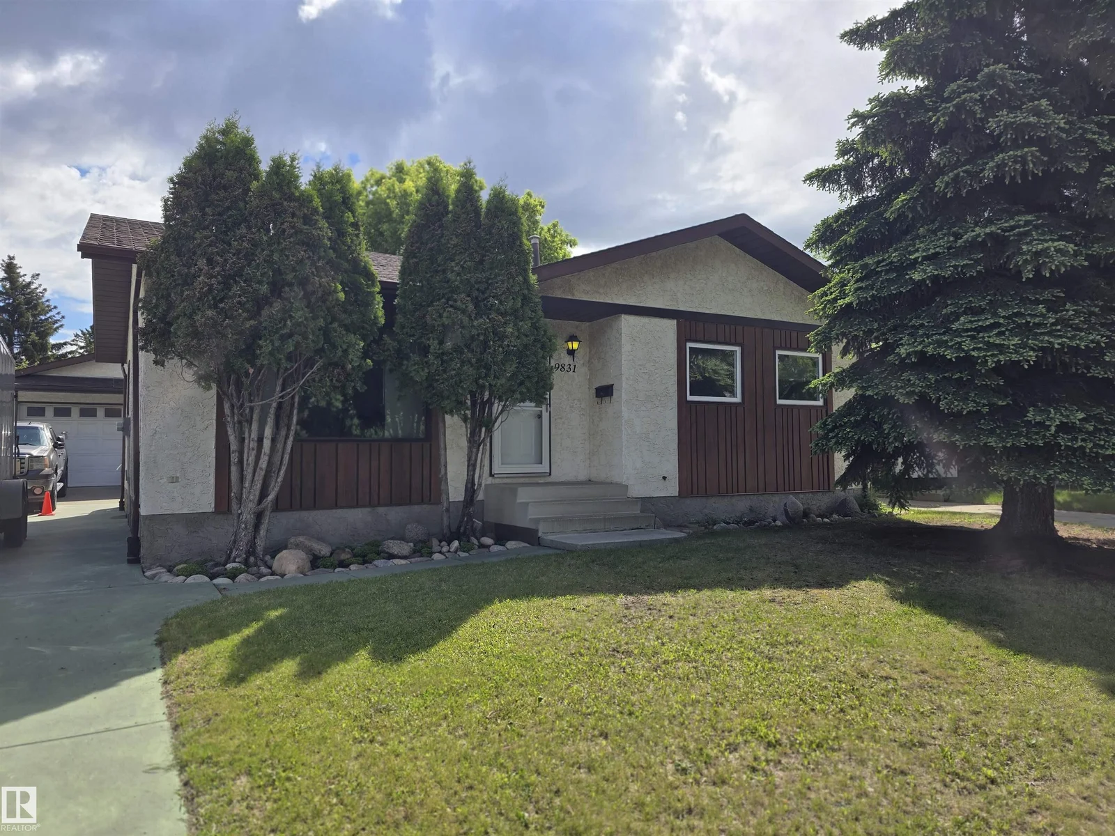 9831 188 ST NW, Edmonton - 4 bedroom Detached Single Family for sale