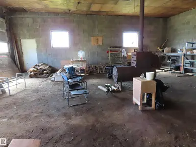 Interior photo 2 of 7029 HWY 43