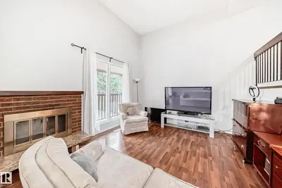 Interior photo 3 of 55 GLAEWYN ES