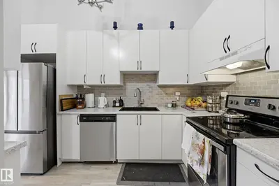 Interior photo 2 of 7303 180 ST NW