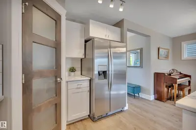 Interior photo 3 of 187 KIRPATRICK WY