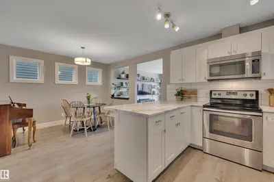 Interior photo 4 of 187 KIRPATRICK WY