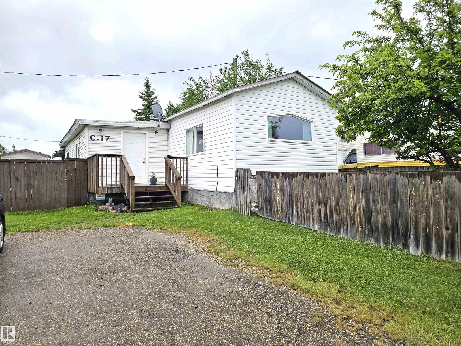 C17 - 6402 52 AV, Drayton Valley - 3 bedroom Single Family Residence for sale