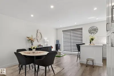 Interior photo 4 of #16 9250 156 AV NW