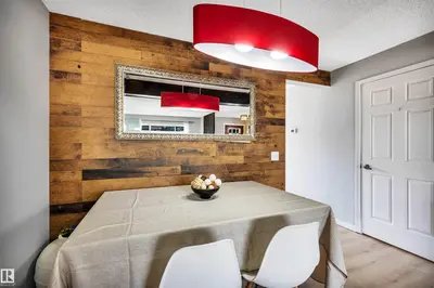 Interior photo 2 of 4551 33A AV NW