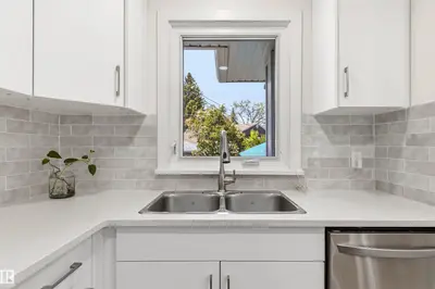 Interior photo 2 of 8708 89 AV NW