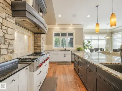 Interior photo 4 of 2807 WHEATON DR NW