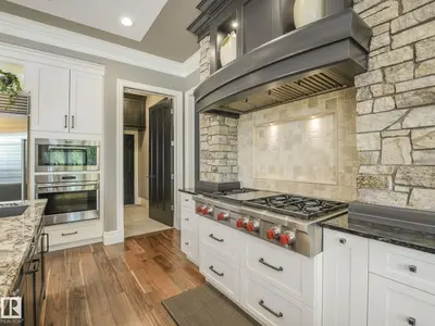 Interior photo 3 of 2807 WHEATON DR NW
