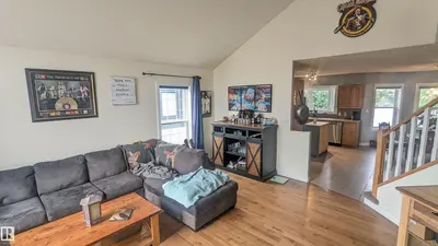 Interior photo 1 of 5937 43a ST