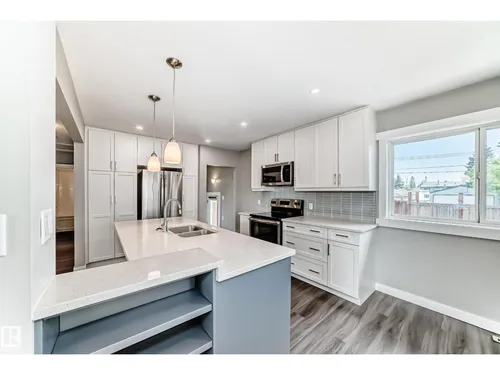 10521 163 ST NW, Edmonton - $430,000