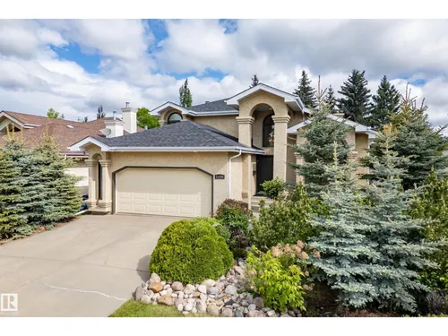 11256 10 AV NW, Edmonton - $724,900