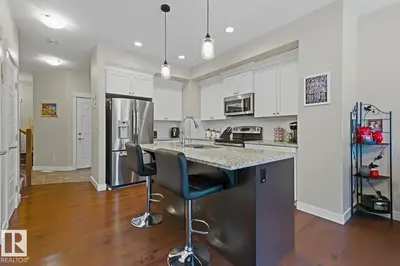 Interior photo 3 of 39 GREENBURY MR