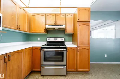 Interior photo 4 of #15 603 YOUVILLE DR E NW