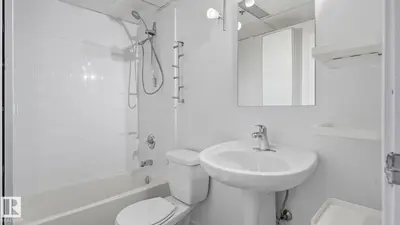Interior photo 3 of #1607 10024 JASPER AV NW