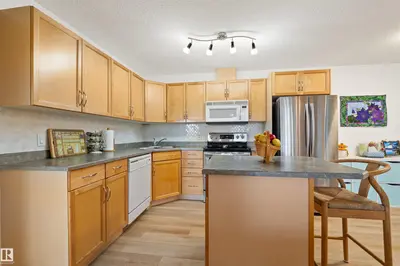 Interior photo 2 of #221 2098 BLACKMUD CREEK DR SW