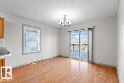 Interior photo 2 of 716 MCALLISTER LO SW