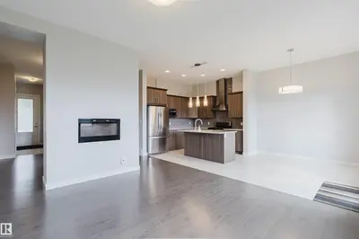 Interior photo 3 of 2921 ANDERSON CT SW