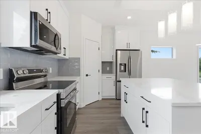 Interior photo 3 of 5023 47ave
