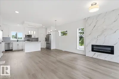 Interior photo 1 of 5023 47ave