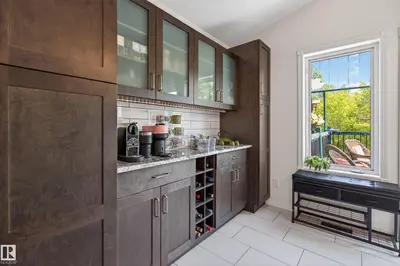 Interior photo 2 of 5139 Sportsview DR