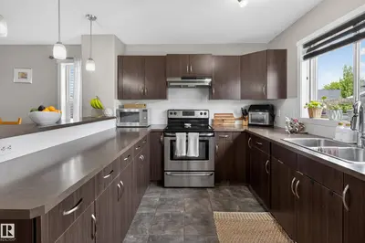 Interior photo 4 of 3611 12 ST NW