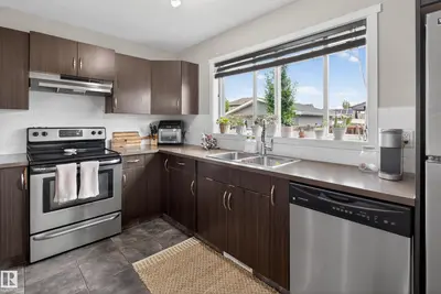Interior photo 3 of 3611 12 ST NW
