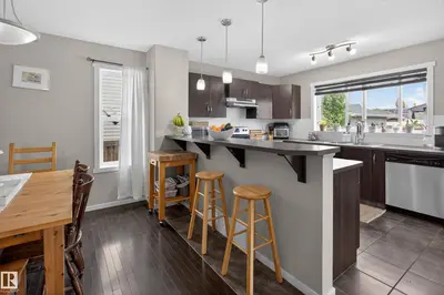 Interior photo 2 of 3611 12 ST NW