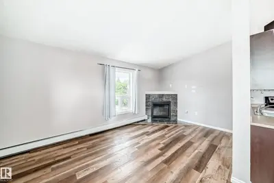 Interior photo 2 of #401 10710 116 ST NW