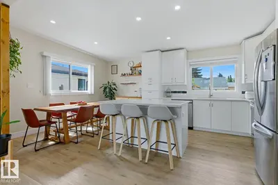 Interior photo 2 of 7807 132 AV NW