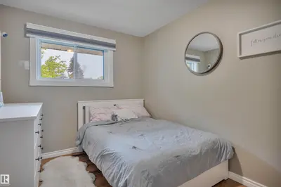 Interior photo 4 of 76 MERRYWOOD CR