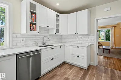 Interior photo 2 of 11603 71 ST NW