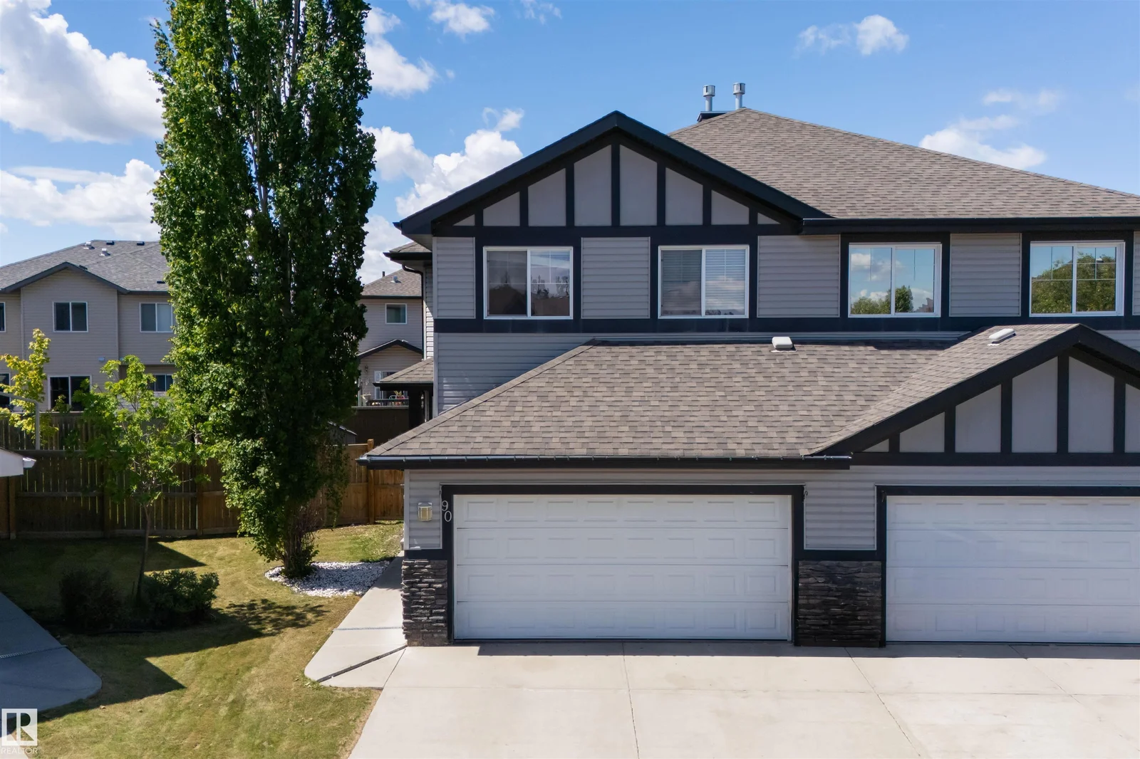 90 HAMILTON CO, Spruce Grove - 3 bedroom Duplex for sale