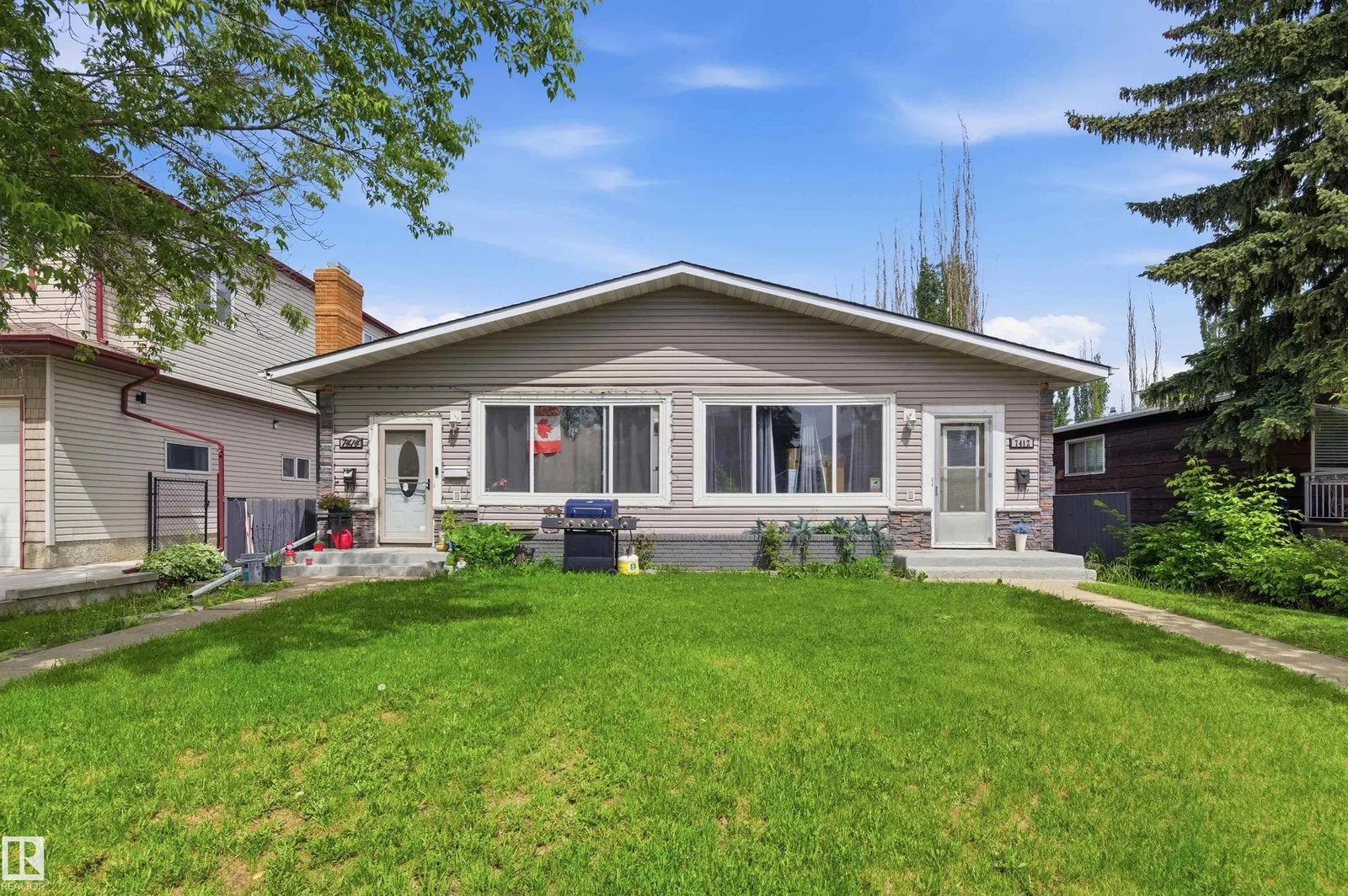 7412/7414 83 AV NW, Edmonton - 8 bedroom Duplex for sale