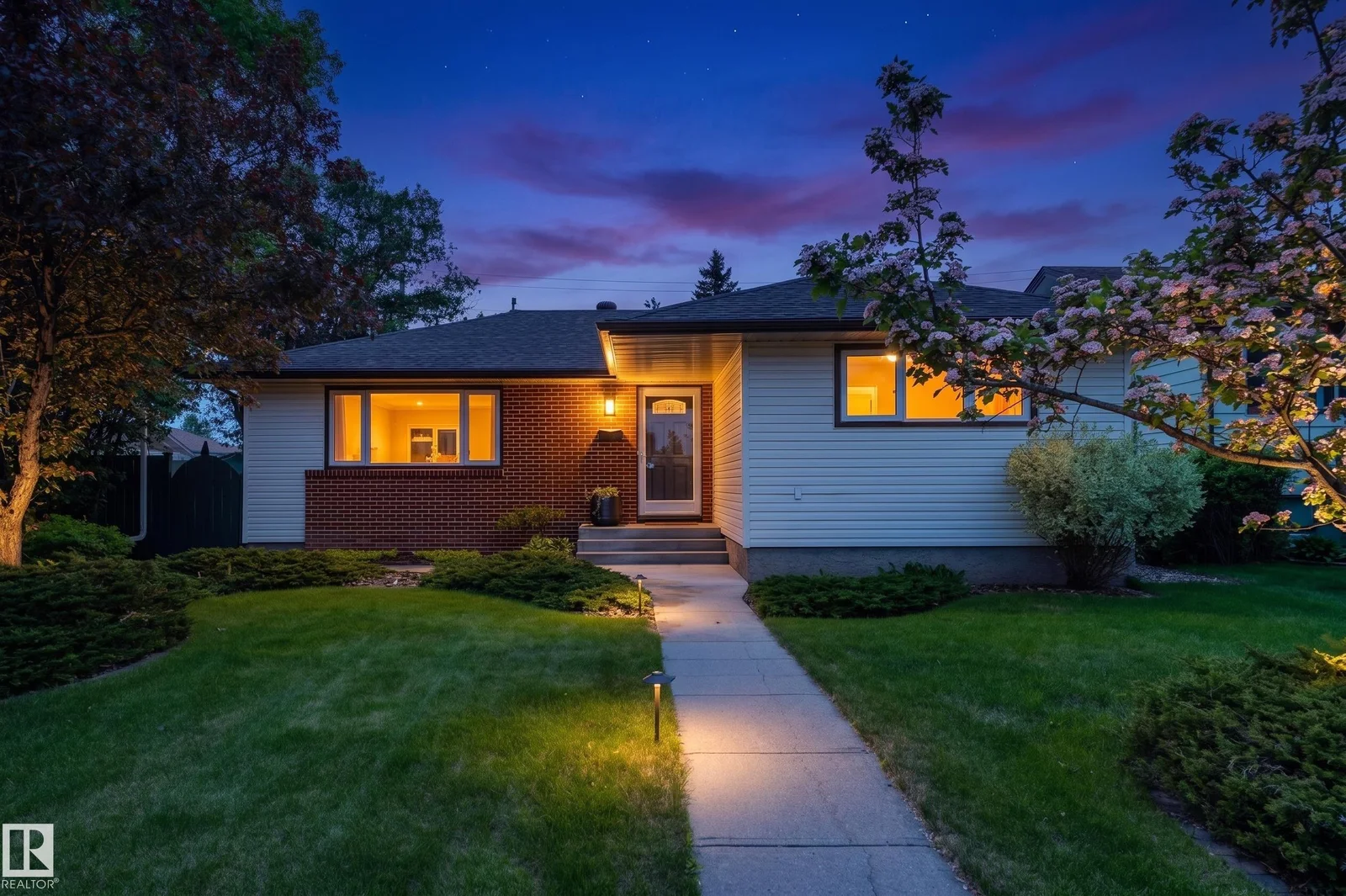 7223 95 AV NW, Edmonton - 5 bedroom Detached Single Family for sale