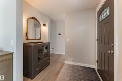 Interior photo 4 of 7223 95 AV NW