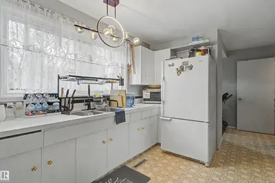 Interior photo 2 of 5724 143 AV NW