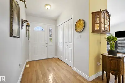 Interior photo 2 of 100 53315 RGE RD 20