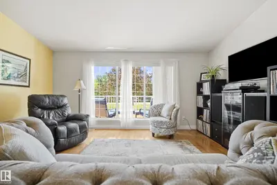 Interior photo 4 of 100 53315 RGE RD 20