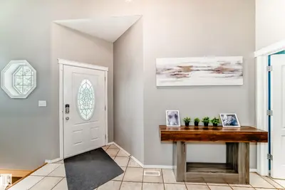 Interior photo 1 of 71 RIDGEHAVEN CR