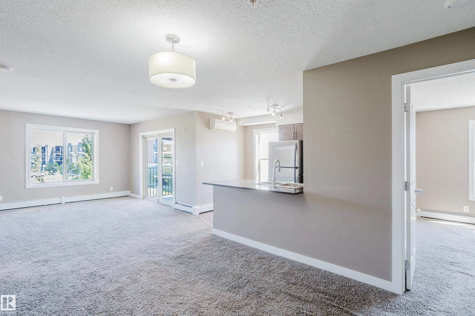 #301 11820 22 AV SW, Edmonton - 2 bedroom Apartment for sale