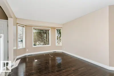 Interior photo 4 of 15827 133 ST NW