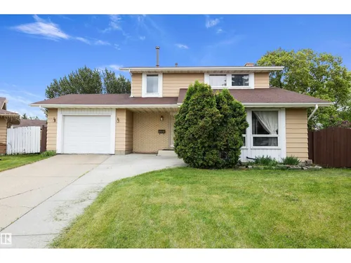 6816 40 AV NW, Edmonton - $410,000