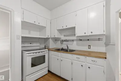 Interior photo 3 of 11417 65 ST NW