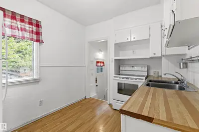 Interior photo 2 of 11417 65 ST NW