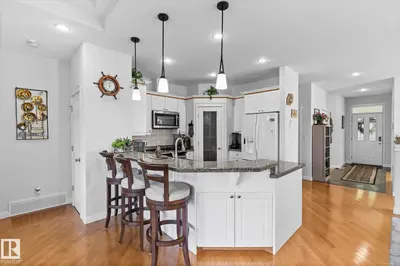 Interior photo 3 of #6 50 OAKRIDGE DR S