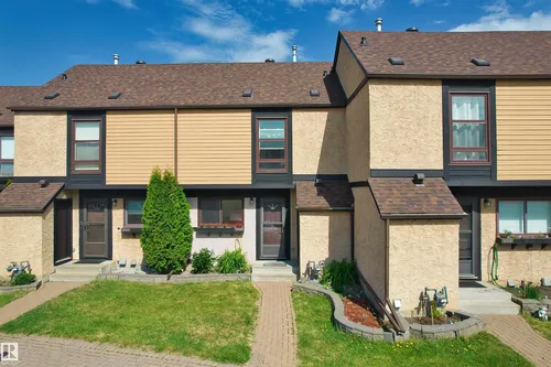 12128 25 AV NW, Edmonton - $249,800