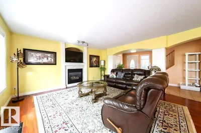 Interior photo 3 of 448 FORREST DR