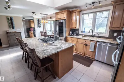 Interior photo 2 of 52102 RGE ROAD 280
