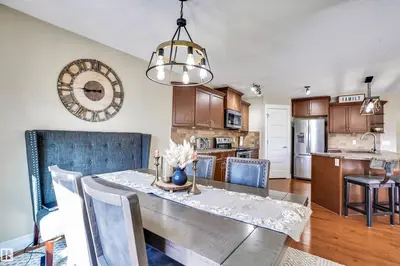 Interior photo 4 of 10114 93 Morinville ST