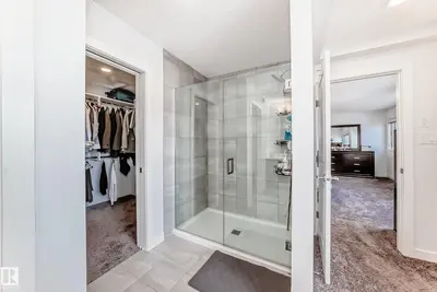 Interior photo 4 of 922 173A ST SW